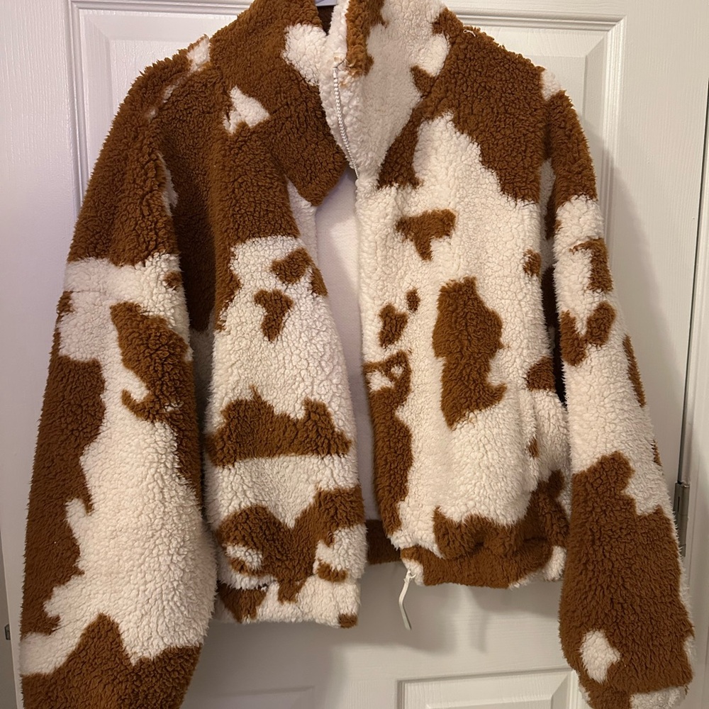 Urban Outfitters Brown Cow Print Jacket - Picture 1 of 6